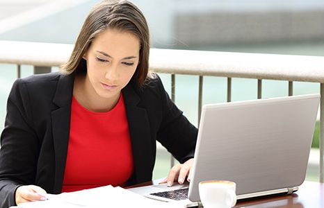 Study CMI-accredited BA (Hons) Business Study CMI-accredited BA (Hons) Business