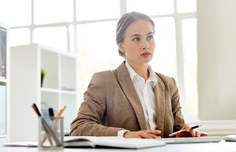 Study LLB (Hons) QLD Study LLB (Hons) QLD